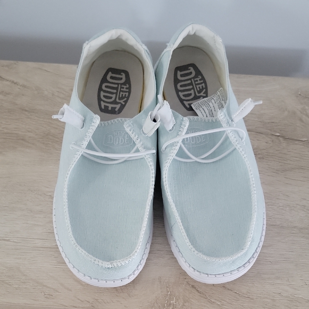 Woman's Size 10 Hey Dude Sky Blue Loafers